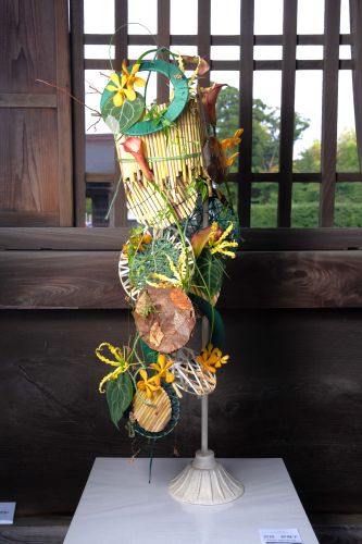 宮田 伊規子「『Floral Contraption』」