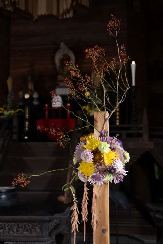 2025花心論作品 奉納花　(仏殿)